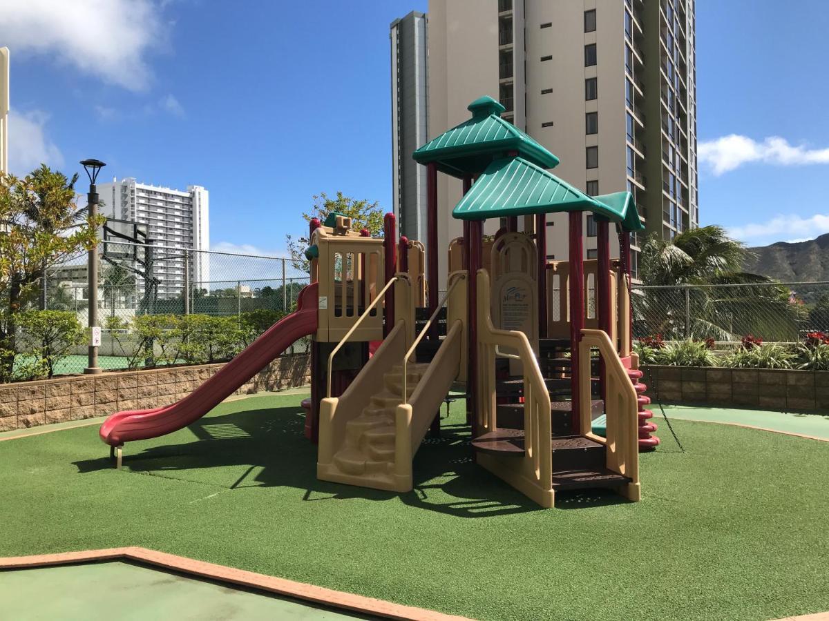 Waikiki Escapade Mountain Views Condo, Steps To Beach With Parking Perk Honolulu Ngoại thất bức ảnh