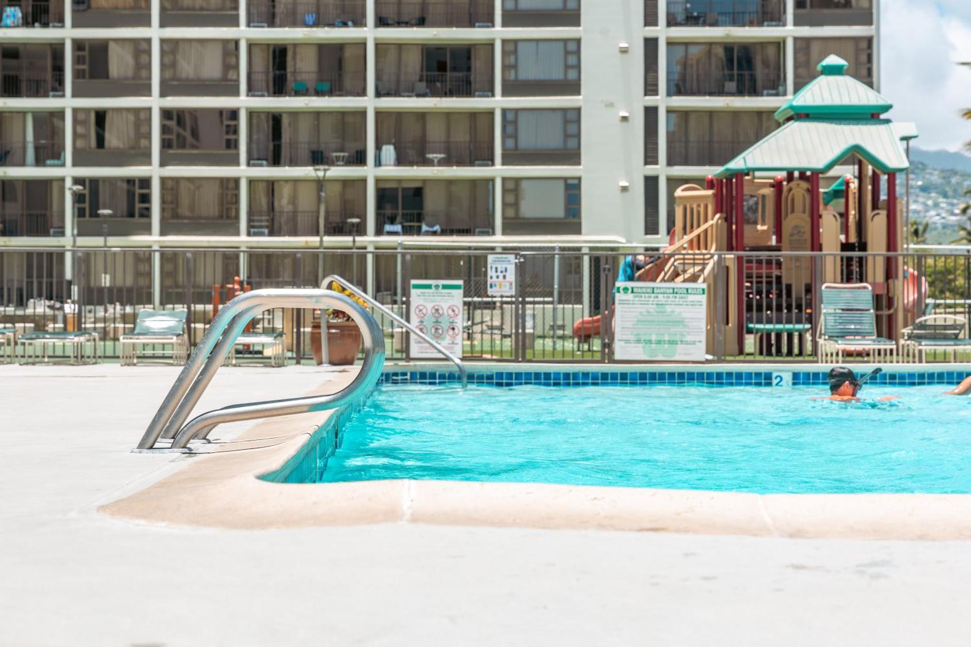 Waikiki Escapade Mountain Views Condo, Steps To Beach With Parking Perk Honolulu Ngoại thất bức ảnh