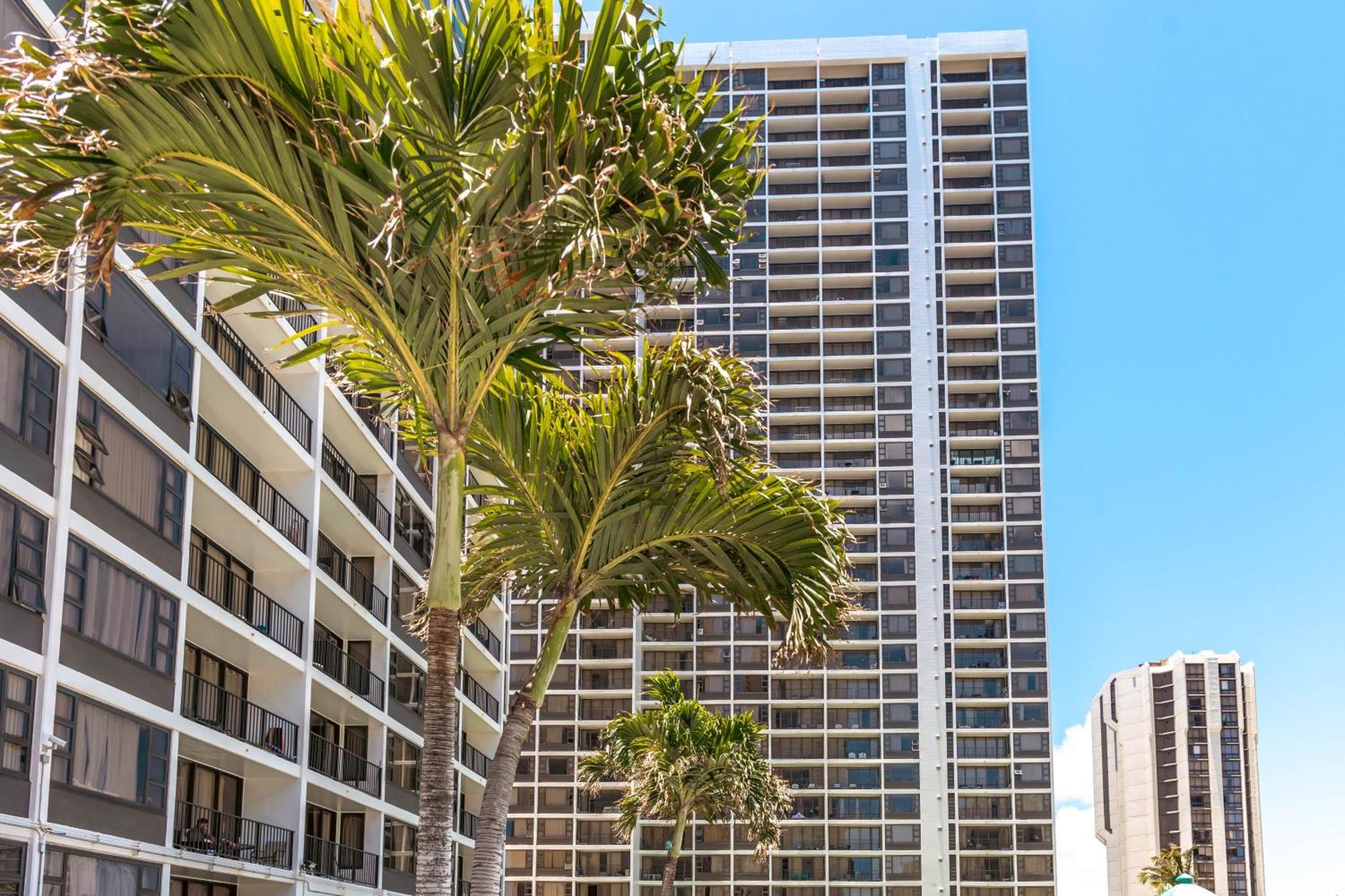 Waikiki Escapade Mountain Views Condo, Steps To Beach With Parking Perk Honolulu Ngoại thất bức ảnh
